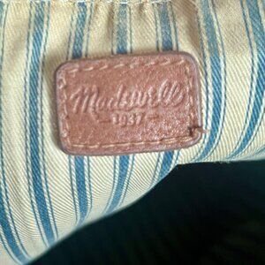 Madewell well loved leather purse